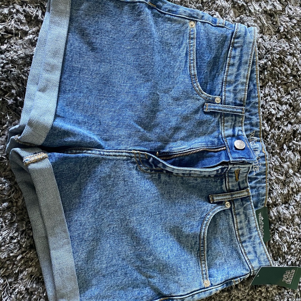 Hugh wasted Jean shorts